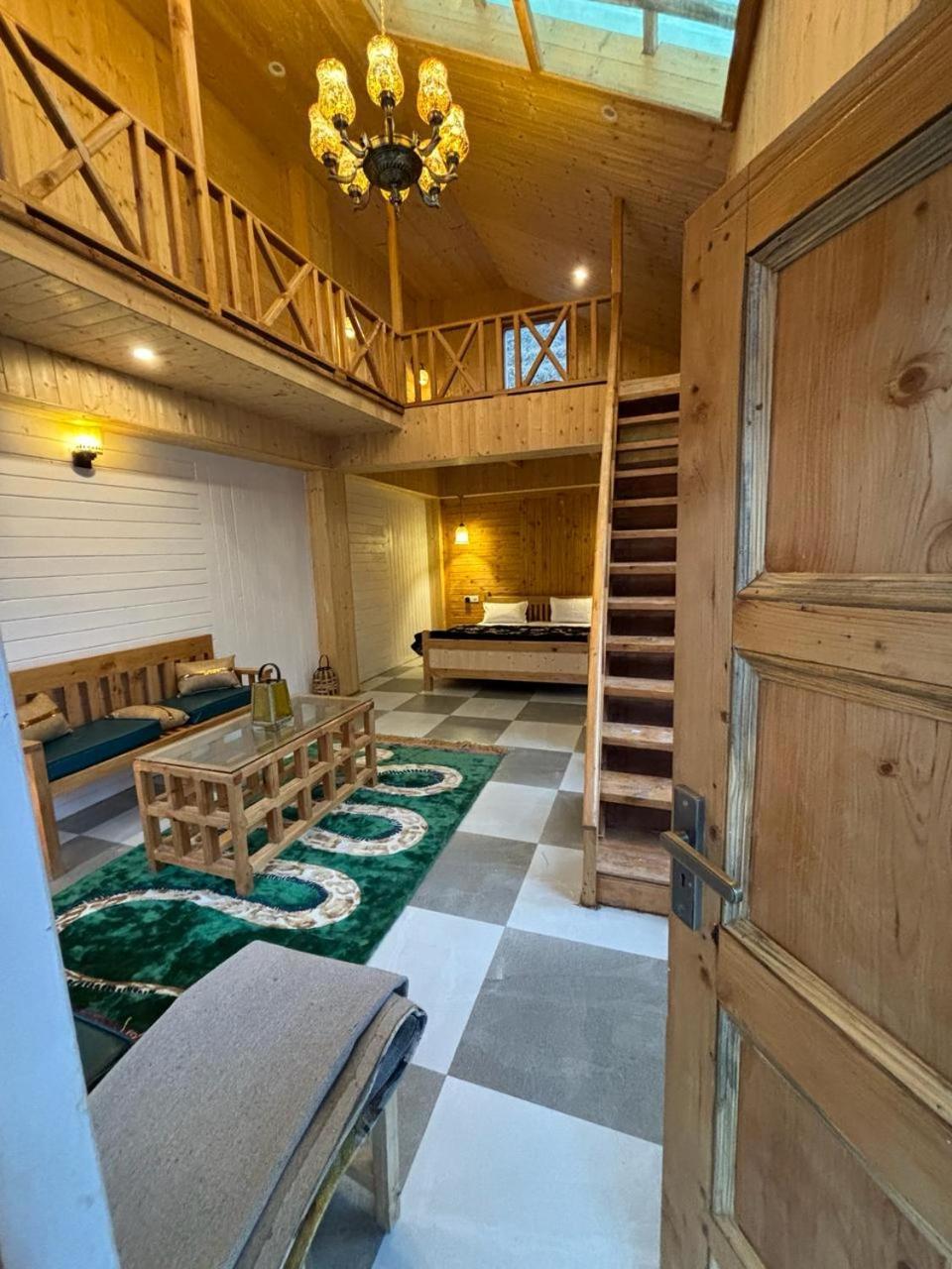 Apartament Soho House Jibhi Zewnętrze zdjęcie
