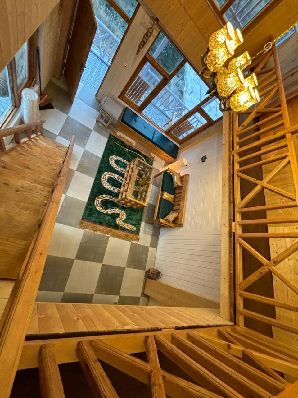 Apartament Soho House Jibhi Zewnętrze zdjęcie