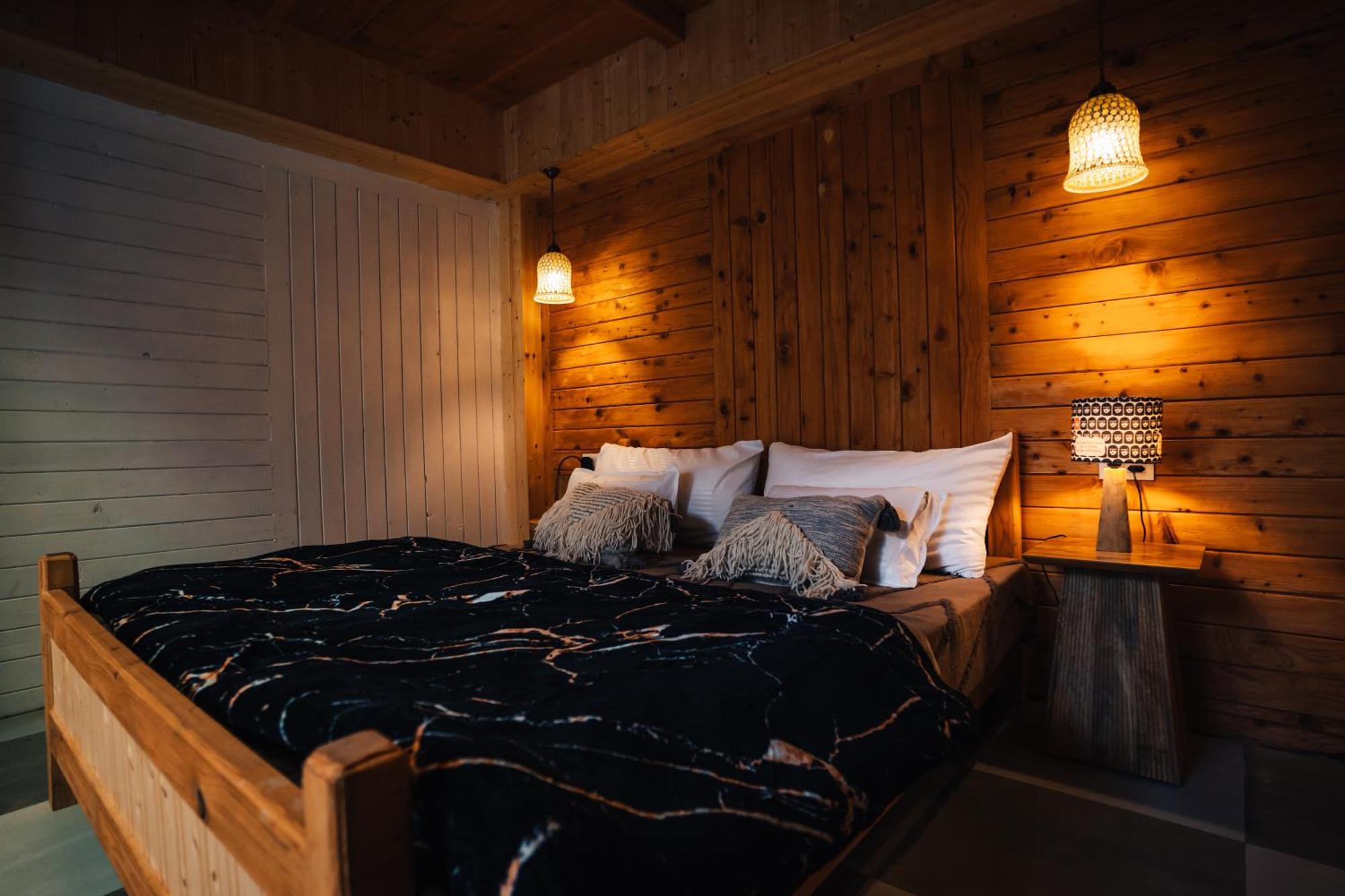 Apartament Soho House Jibhi Zewnętrze zdjęcie