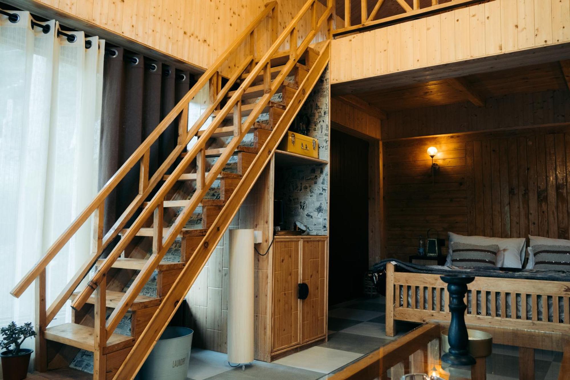 Apartament Soho House Jibhi Zewnętrze zdjęcie